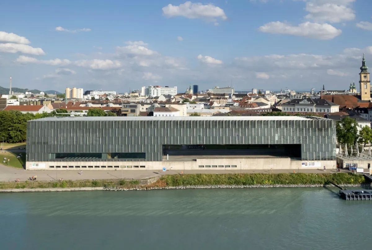 Vue aérienne du Lentos Kunstmuseum de Linz (Allemagne)